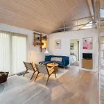Beautiful In With Kitchen