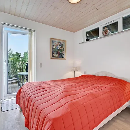 Beautiful In With Kitchen Holiday home *