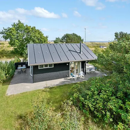 Beautiful In With Kitchen Holiday home *
