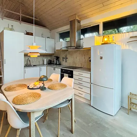 Dom wakacyjny Beautiful In With Kitchen *